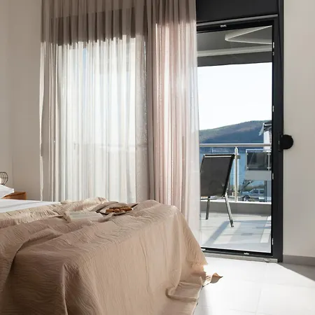 The Black Pearl Villas Kalamitsi  Exterior photo