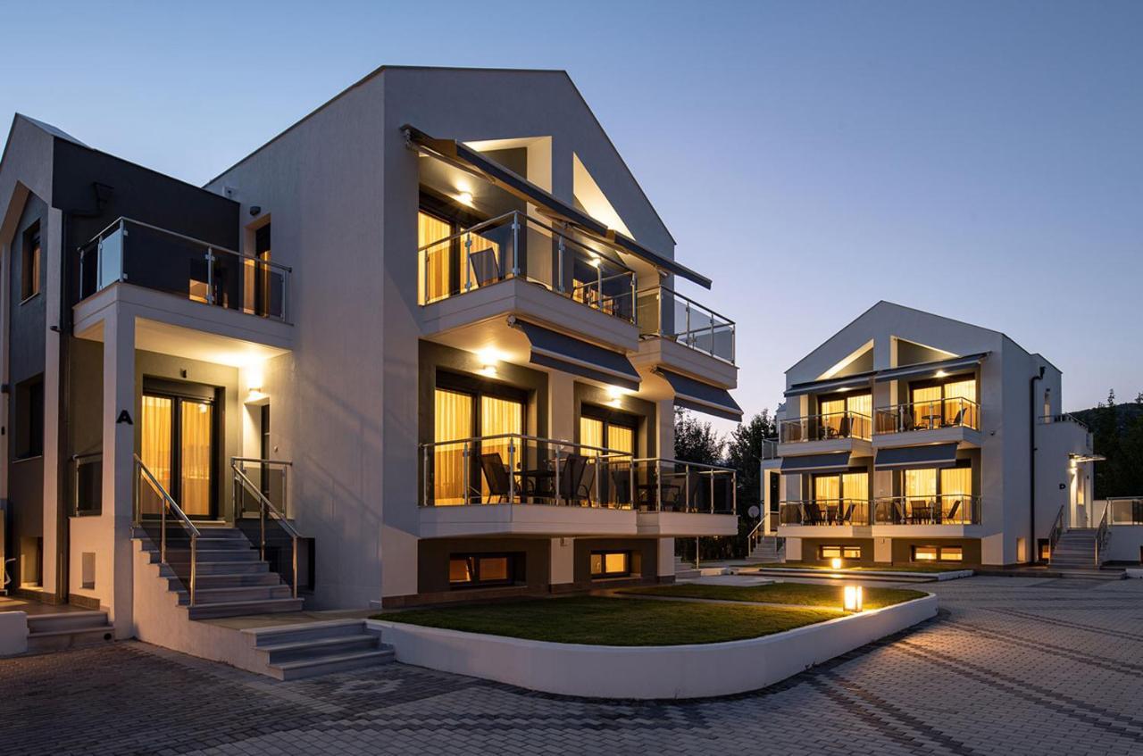 The Black Pearl Villa Kalamitsi (Macedonia)